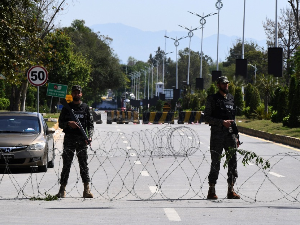 Чека се на преговоре САД и Ирана у Исламабаду; премијер Пакистана: Ово је пресудан тренутак