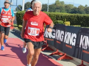 Са 90 година истрчао маратон у Милану за 4 сата и 30 минута, Ђузепе Дамато оборио светски рекорд