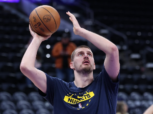 Ово може само Јокић – први који је предводио НБА по скоковима и асистенцијама