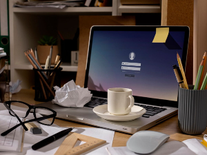 Шефови кажу да вештачка интелигенција повећава продуктивност – радници кажу да су затрпани послом