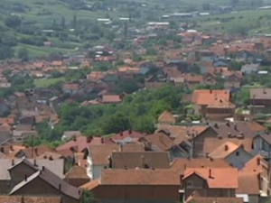 Експлозија плинске боце у Малишеву код Ораховца, страдало двоје деце и отац