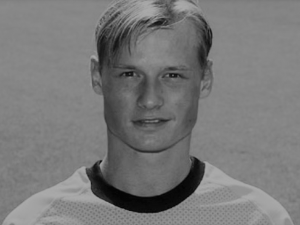 Погинуо Алекс Манингер, бивши голман европских великана