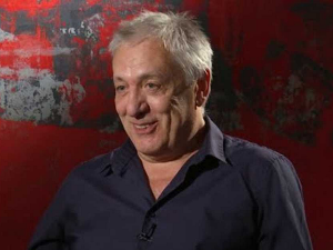 Остави све и читај: Егон Савин