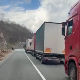 Гранични прелаз Драченовац блокиран дуже од најављеног, возачи најављују радикализацију протеста