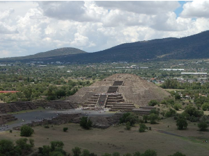 Пуцњава на туристичком локалитету у Мексику —  убијена једна особа, више рањених, нападач извршио самоубиство