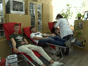 Крушевачки средњошколци добровољни даваоци крви