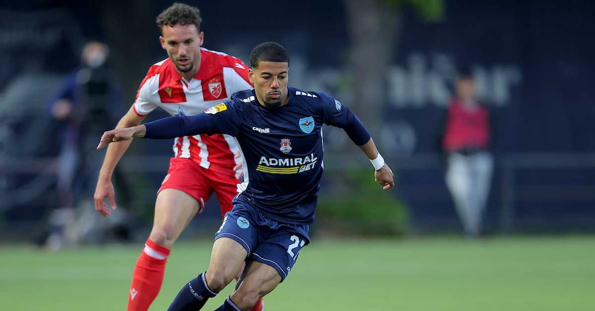 Железничар одложио црвено-бело славље, Звезда за нову титулу чека дерби