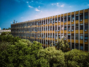 Пресуђена накнада штете породицама двоје настрадалих у паду надстрешнице