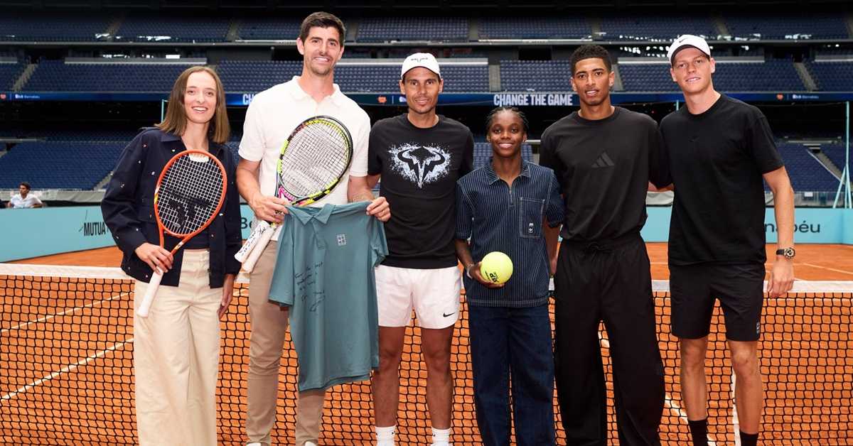 Од данас се на "Бернабеу" игра тенис - Надал, Синер и фудбалери Реала отворили јединствен терен