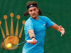 Циципас умало доживео нови дебакл у Мадриду, ипак се извукао и победио