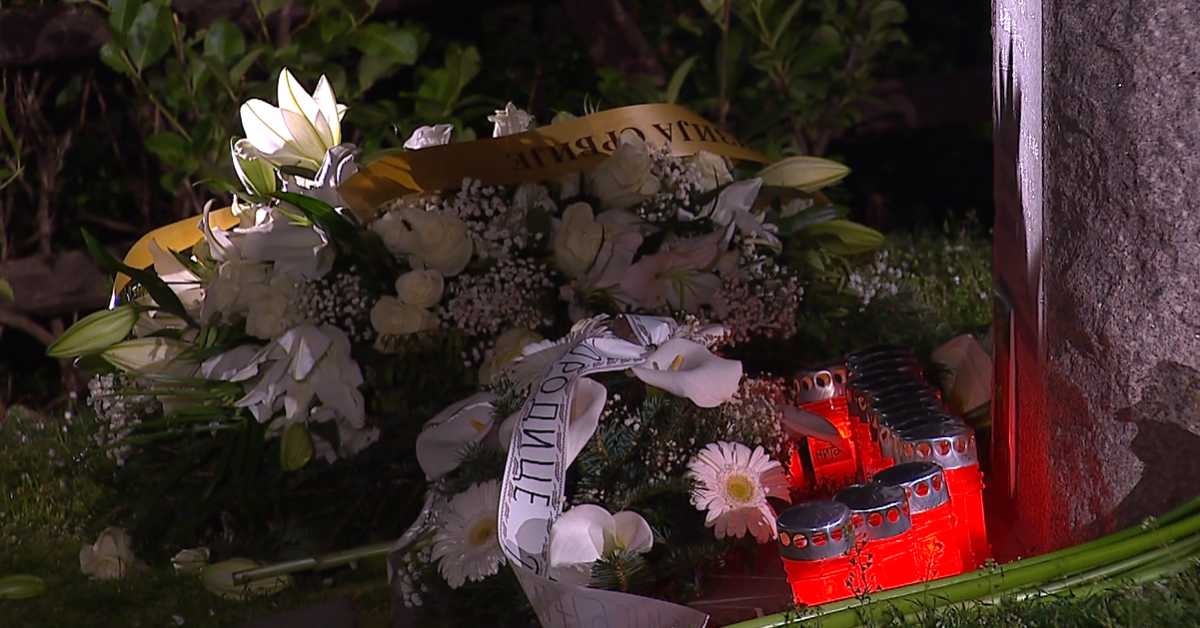 Помен код споменика "Зашто" – сећање на недужно страдале раднике РТС-а у НАТО бомбардовању