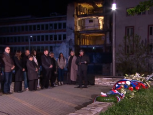 Помен код споменика 