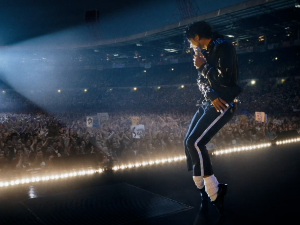 Филм о Мајклу Џексону стигао у биоскопе