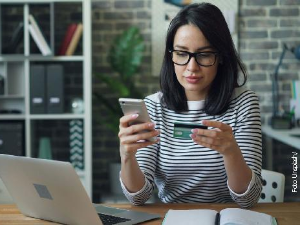 Јутарњи програм из три студија