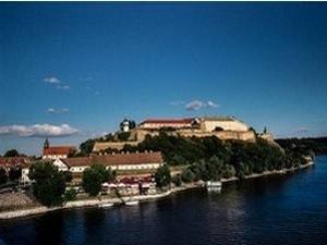 Јутарњи програм из три студија