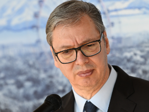 Вучић: Промашили време када сам био на Палама, користили вештачку интелигенцију да ми "накаче" пушку