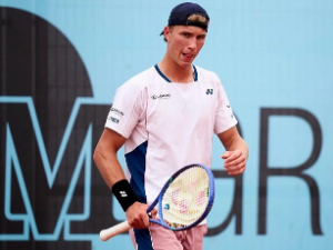 Тениски свет добио ново име - јуниорски шампион из Норвешке ређа победе у Мадриду