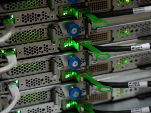 Српски модел вештачке интелигенције – институције и компаније уступају архиве за трениранње домаћег система ВИ 