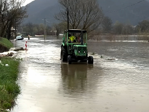 Излиле се Западна Морава, Ђетиња и Бјелица, ниво Рзава опада