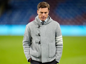 Скот Паркер више није тренер Барнлија