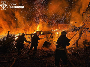 Дронови прелетели више од 1.500 километара – шта су погодили; да ли је Путин позвао Трампа на Дан победе