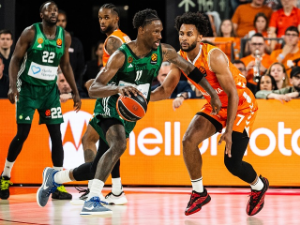 Меч сезоне у Евролиги - Хејс-Дејвис бржи од сирене за драматичну победу Панатинаикоса у Валенсији