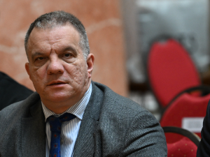 Министар просвете честитао Дан студената: Образовање мора да буде одвојено од политике