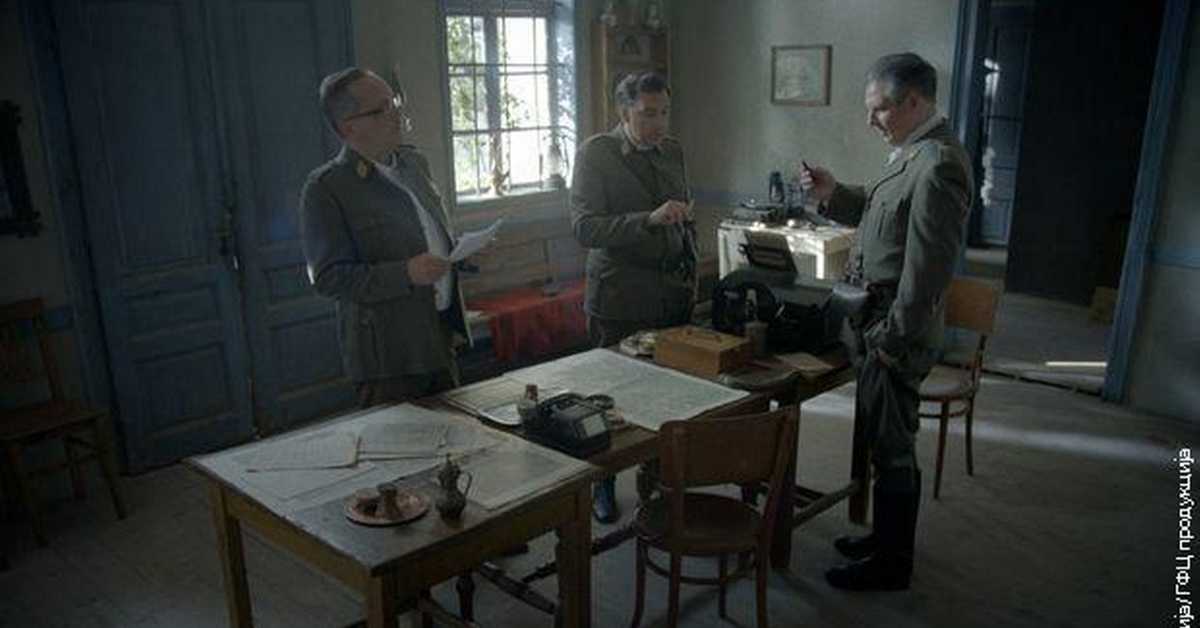 Тито – између истока и запада: Између савезничких мисија