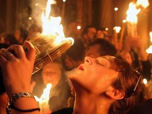 О Васкрсу и силаску Благодатног огња