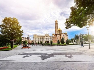 Јутарњи програм из три студија