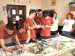 Помоћу робота Џаје крагујевачки лего тим освојио друго место на регионално такмичење