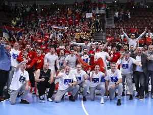 Србија иде на Светско првенство, пораз у Веспрему за радост 