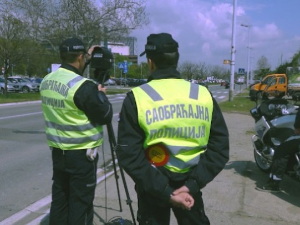 Јутарњи програм из три студија