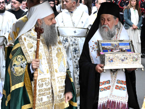 Патријарх 6. јуна у Храму Светог Саве служи литургију пред Часним појасом Пресвете Богородице, потом испраћај у Ватопед