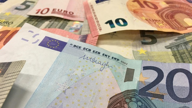 Да ли ће домаћинства у Србији имати ниже рачуне, ако цена струје иде у минус