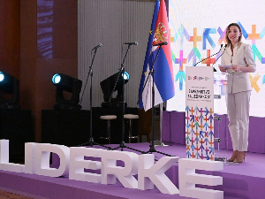 Мацура: Образовање и политичка права жена темељи су родне равноправности