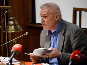 Драган Јовановић Данилов „Песма за мога оца и пастрмку"