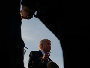 Трамп негира да ће САД исплатити 300 милијарди долара Ирану; Моџтаба Хамнеи каже да је одобрио споразум са Вашингтоном