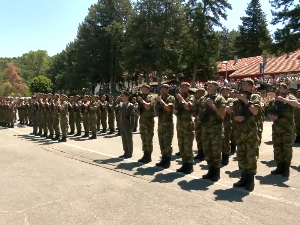 Војници јунске класе на доборвољном служењу војног рока у Лесковцу положили заклетву