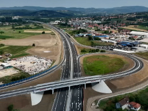 Данас свечано отварање деонице ауто-пута Адрани-Прељина, саобраћај сутра од 09.00