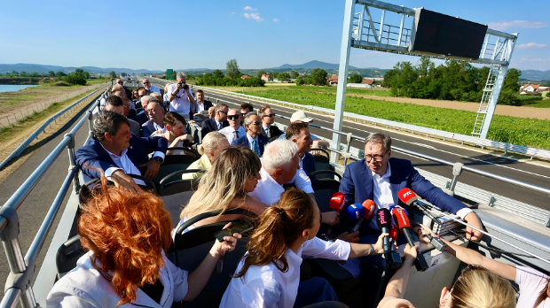 Свечано отворена деоница ауто-пута Адрани-Прељина; Вучић: Наплата путарине од 1. јула