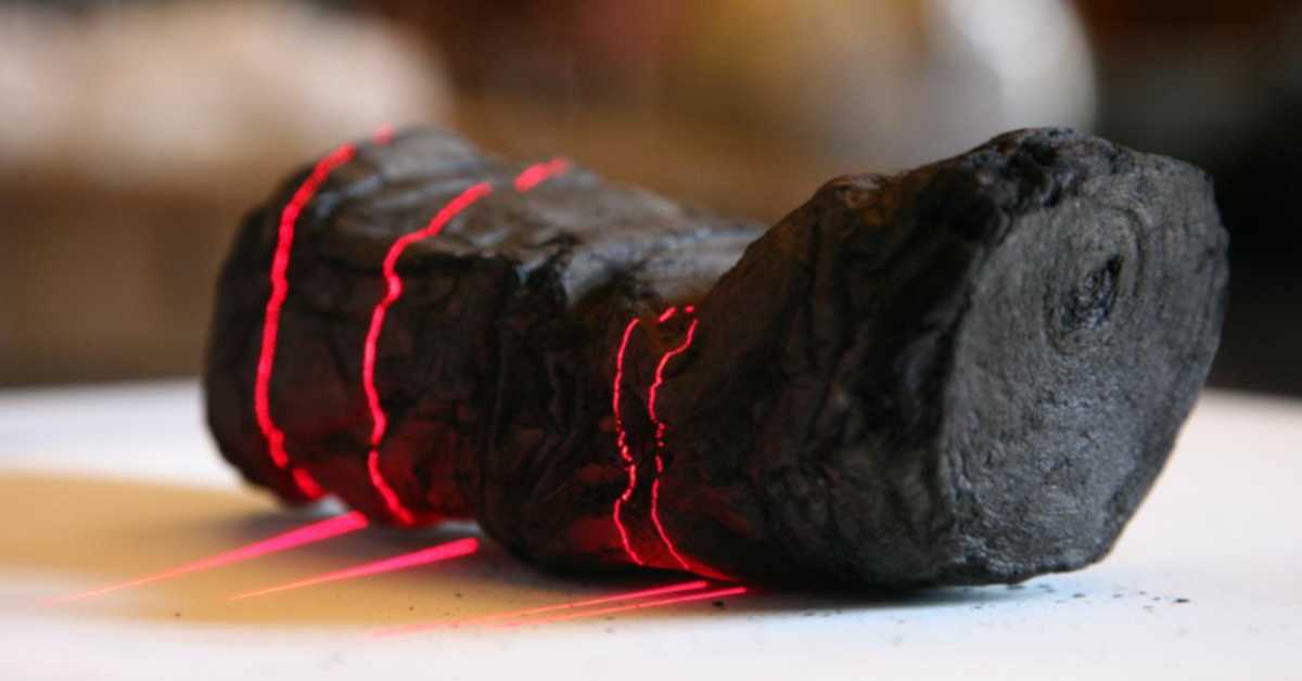 Свитак папируса угљенисан у ерупцији Везува дешифрован уз помоћ вештачке интелигенције