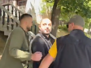 Општинска инспекција покушала да уклони знак 