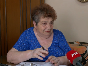 Где проналази инспирацију за песме једна бака из Лесковца