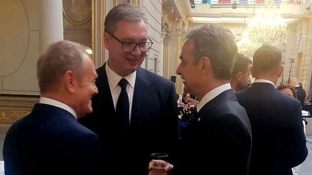 Макрон приредио вечеру за светске лидере у Јелисејској палати; Вучић: Француска један од најважнијих партнера Србије