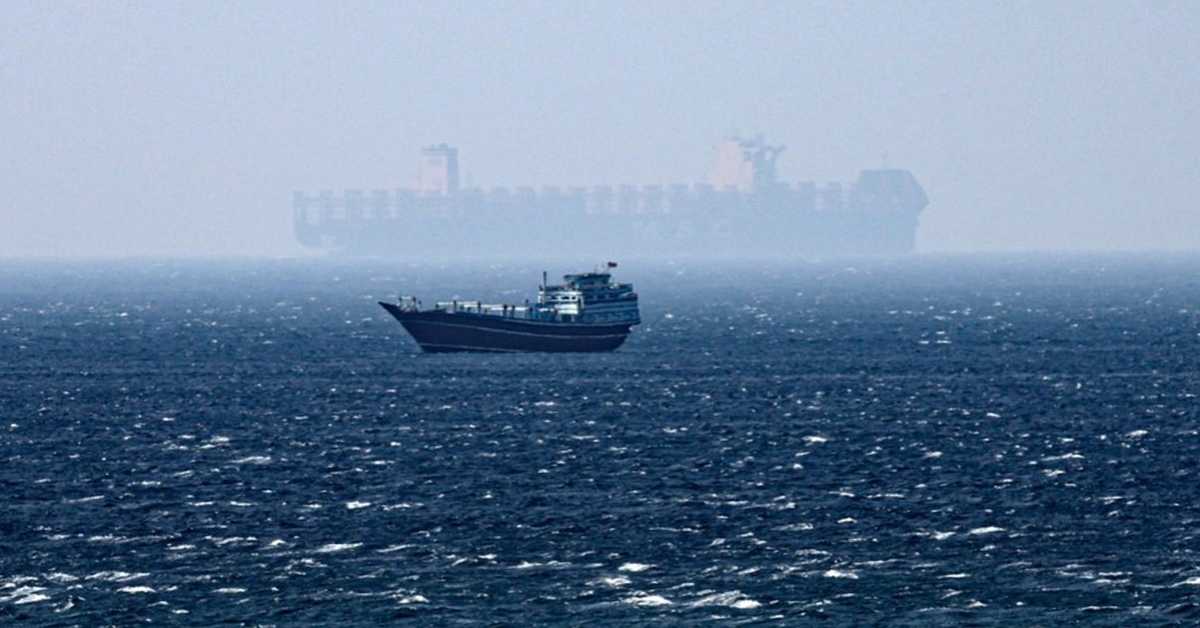 Поглед на рат са португалске тврђаве, битка за контролу Ормуског теснаца