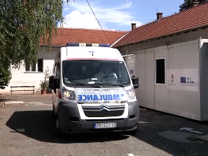 Шест особа, међу којима троје деце, повређено у саобраћајној несрећи код Куршумлије