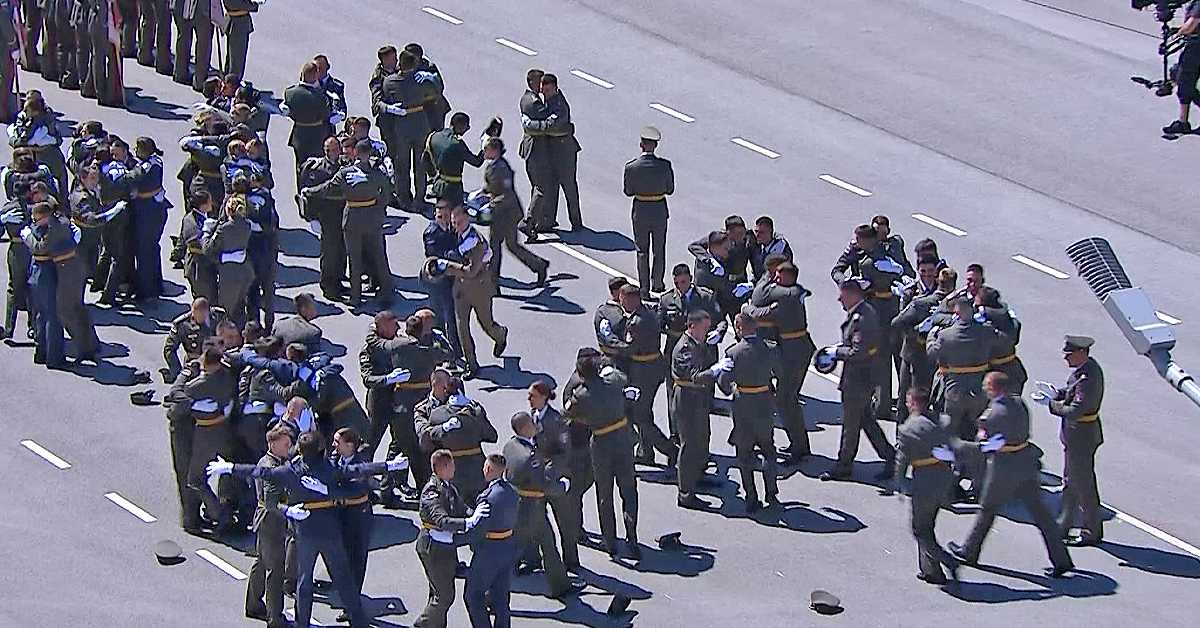 Промоција најмлађих официра Војске Србије; Вучић: Не бира свако позив војника то чине само најчаснији