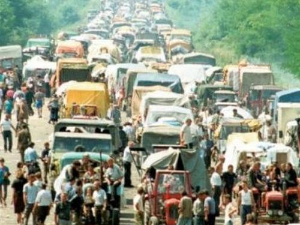 Централни комеморативни скуп у Мркоњић Граду – Србија и Република Српска чувају сећање на жртве 