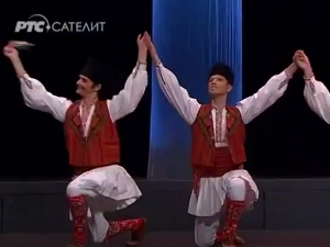 Коловођо ногом крени – Игре из Македоније